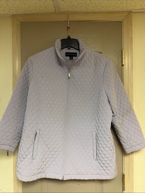 Quilted Puffer Jacket in Light Lavender